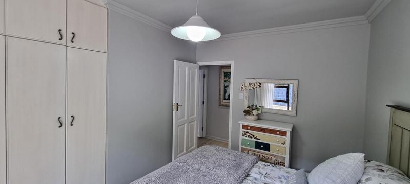 5 Bedroom Property for Sale in Reebok Western Cape